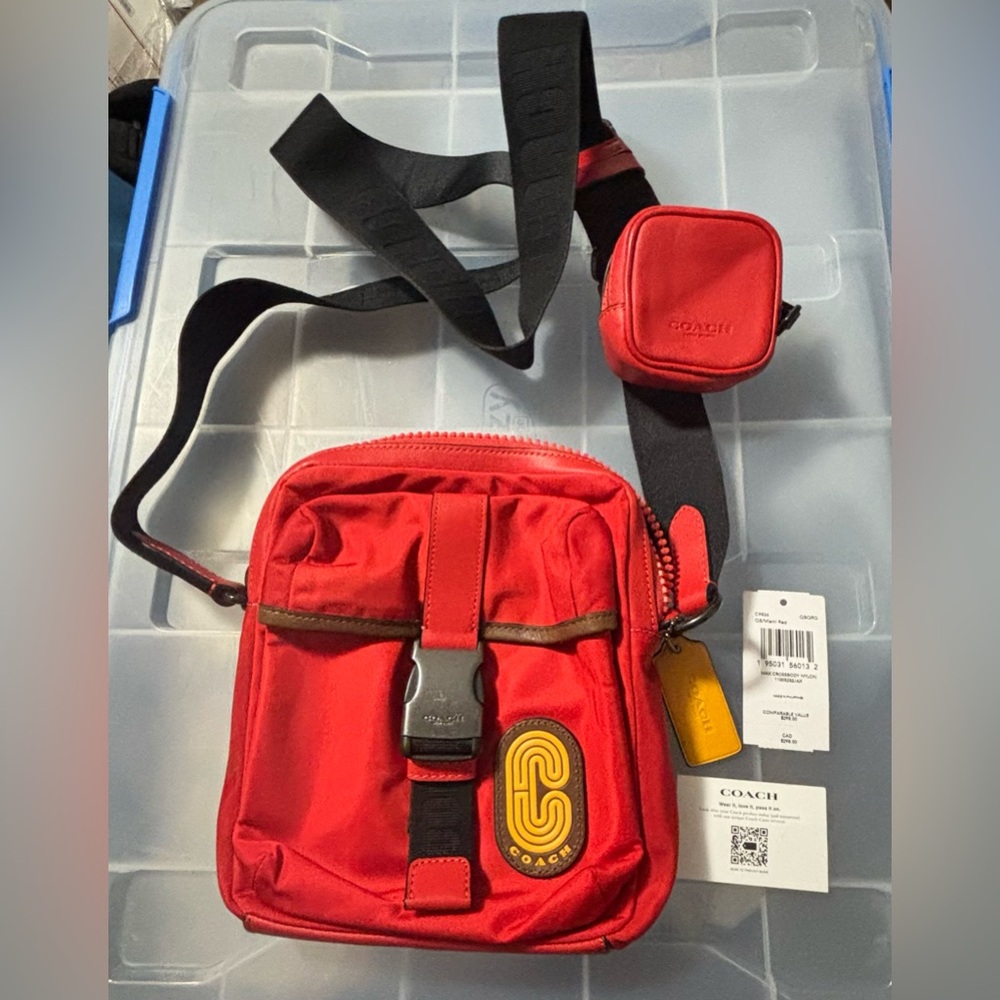 Coach Red Messenger Bag Durable and Practical